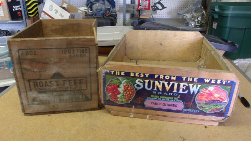 lot 587 image: Fruit Crate and Wooden box