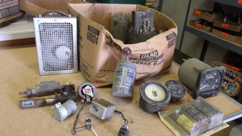 lot 589 image: Variety of repair parts and gauges