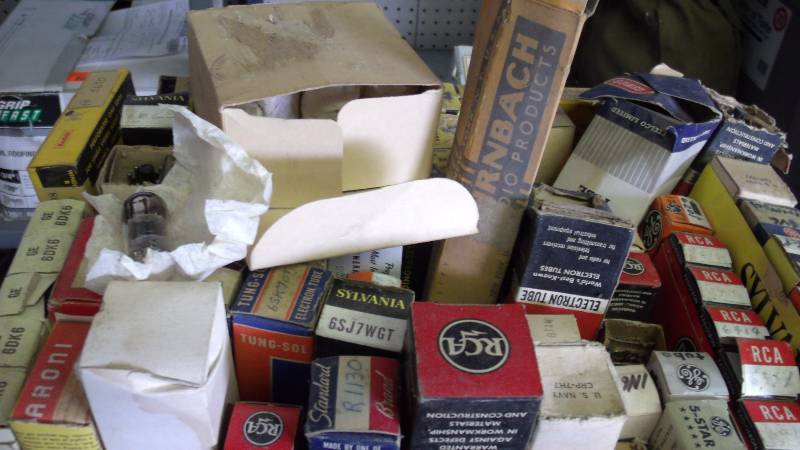 lot 413 image: Box of tubes