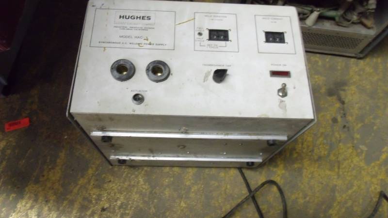 lot 585 image: Hughes Aircraft Co Model HAC-1 Synchronous AC Welding Power Supply
