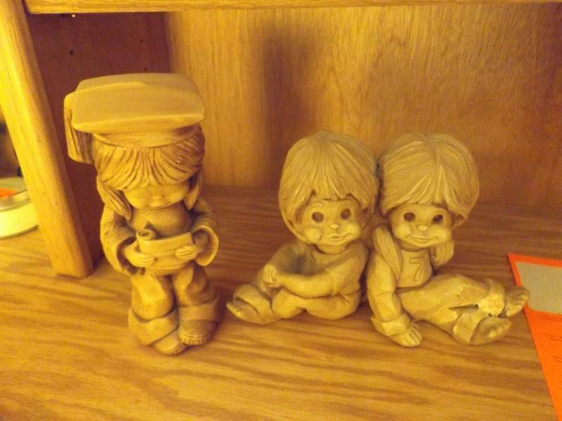 Figurines