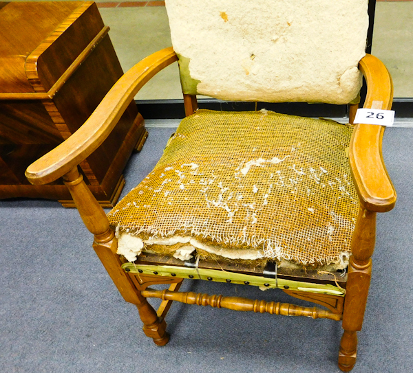 Vintage Chair, project piece great for upcycling