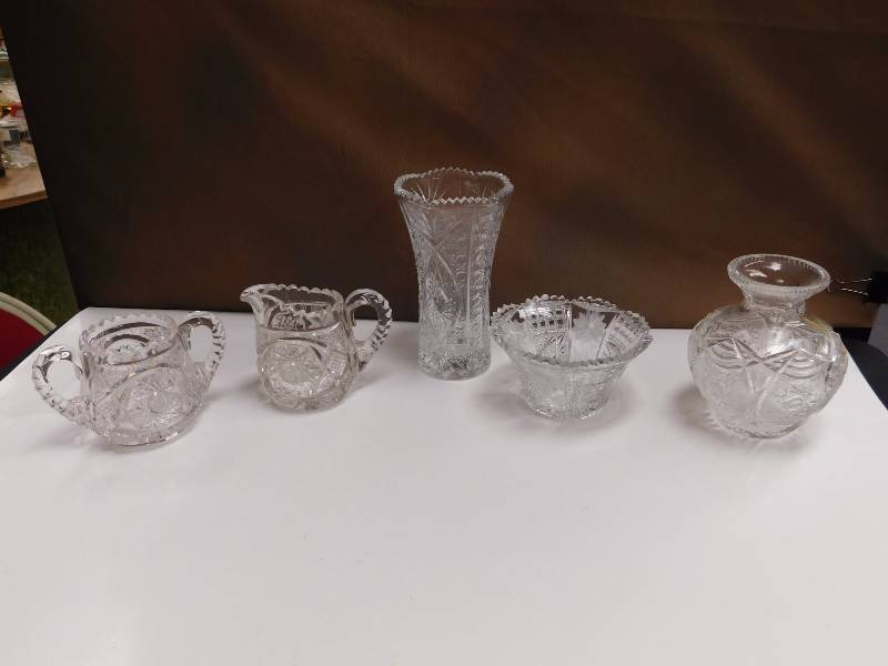 Crystal items cream and sugar, 2 vases and a bowl