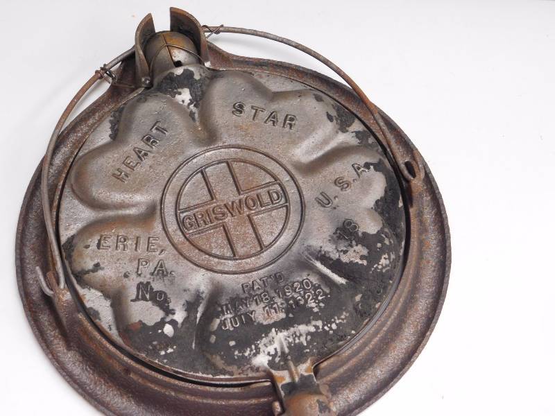 vintage Griswold heart Star
