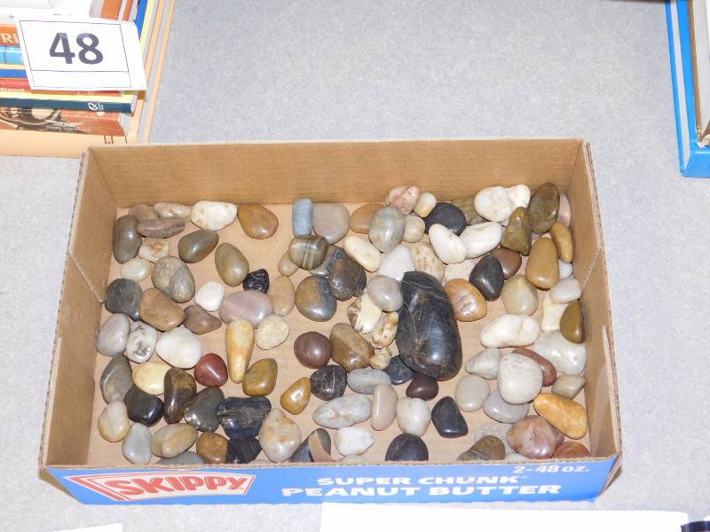 dark polished agates