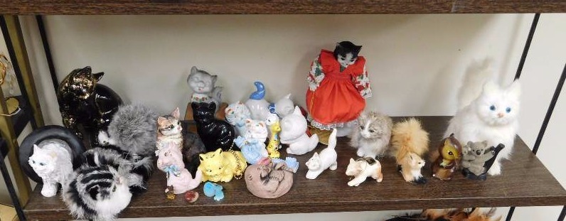 shelf lot of cat decor items please see all the photos