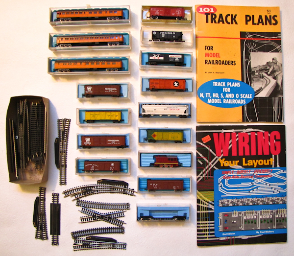 Vintage 1970s N Scale Trains, Track & Books