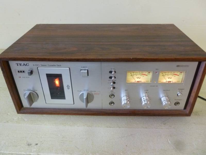 lot 29 image: Vintage Stereo Cassette Deck