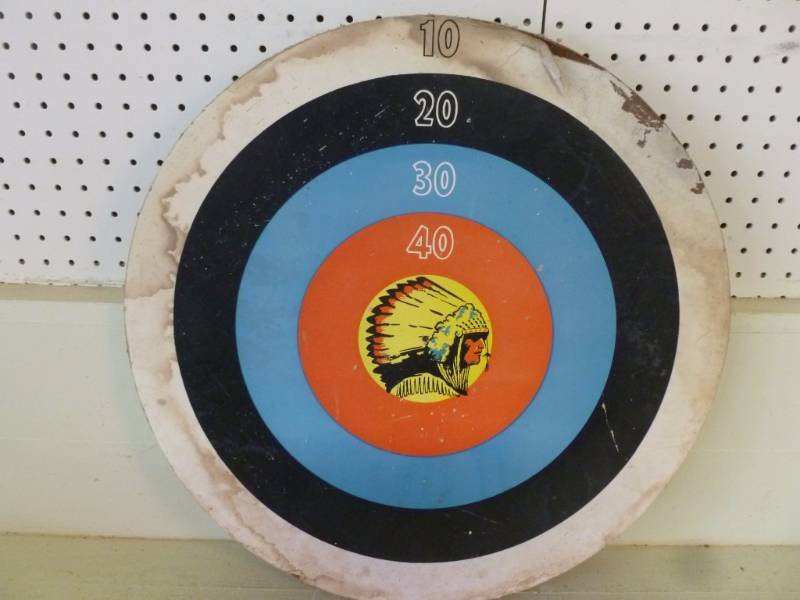 lot 35 image: Vintage Toy Target