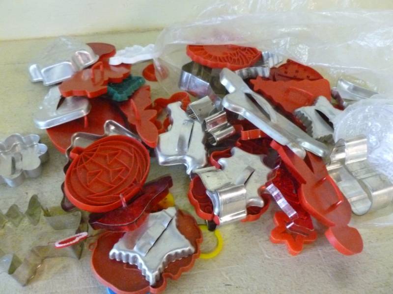 lot 45 image: Cookie Cutters