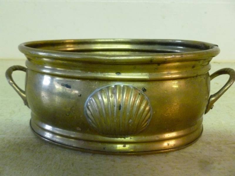lot 79 image: Vintage Brass