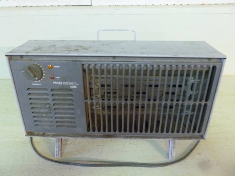 lot 87 image: Heater