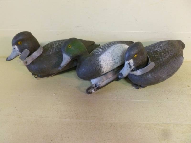 lot 128 image: Duck Decoys