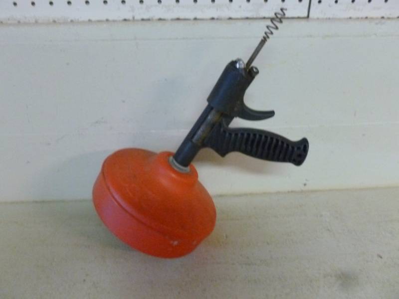 lot 134 image: Ridged Sewer Snake
