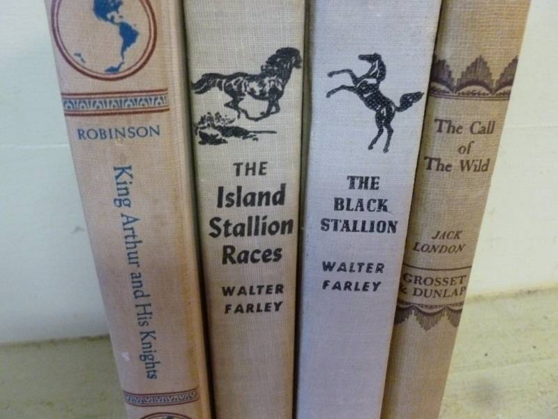 lot 149 image: Vintage Books