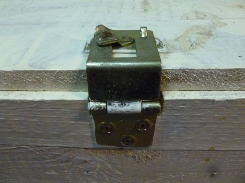 lot 150 image: Wooden Crate