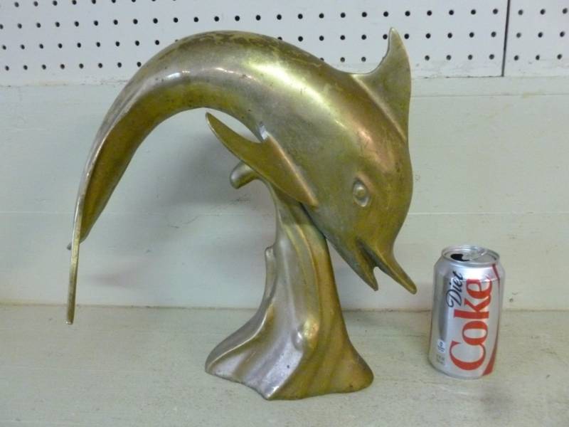 lot 185 image: Vintage Cast Brass