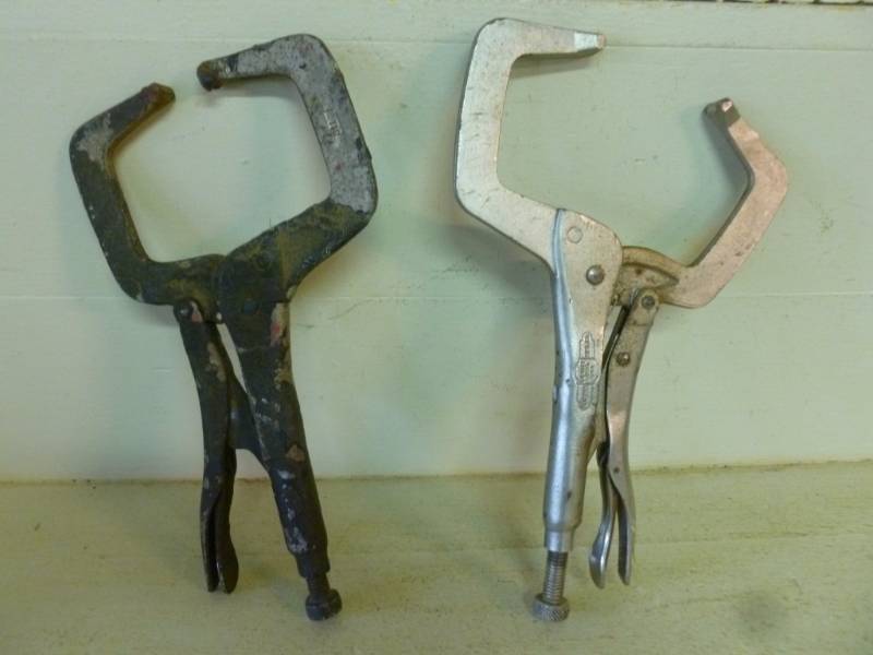 lot 200 image: Vise Grip Clamps