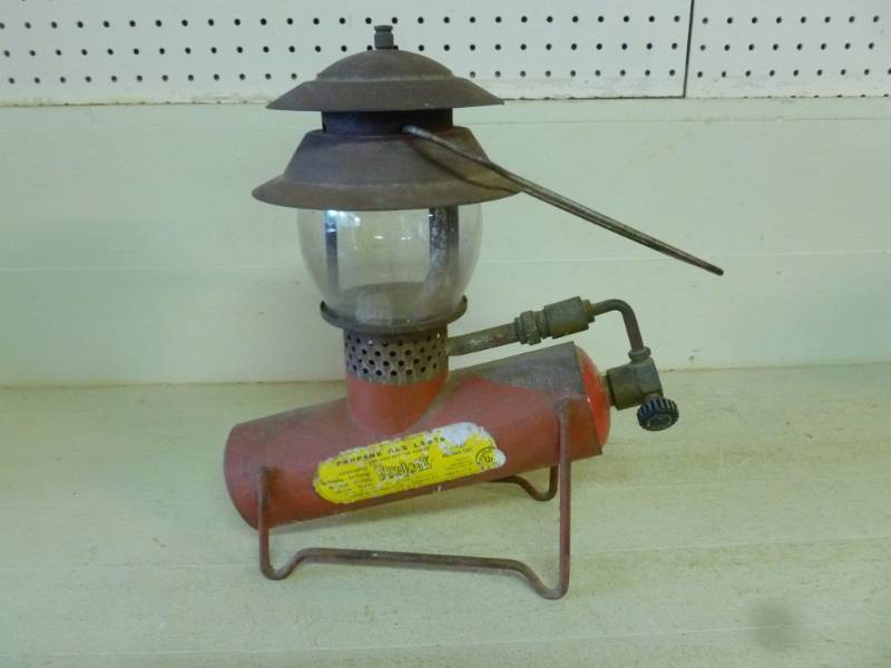 lot 214 image: Vintage Lantern