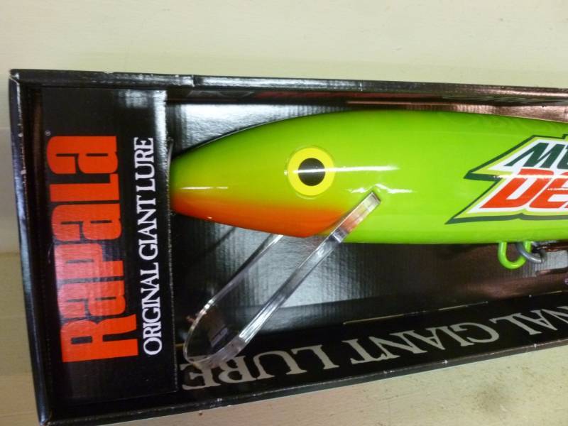 Sold at Auction: Rapala Original Giant 29 Fishing Lure w Box