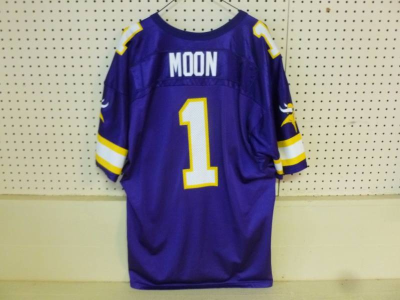 lot 268 image: Minnesota Vikings Jersey