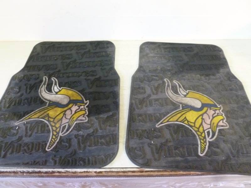 lot 275 image: Minnesota Vikings Car Mats