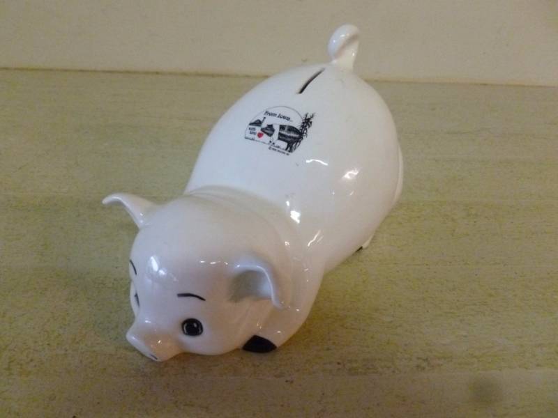lot 313 image: Pig Bank