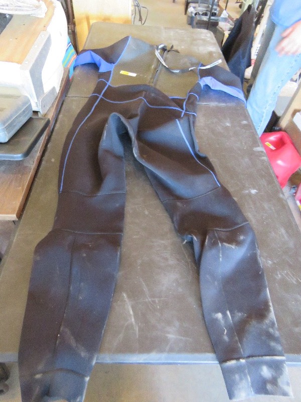 Wet Suit