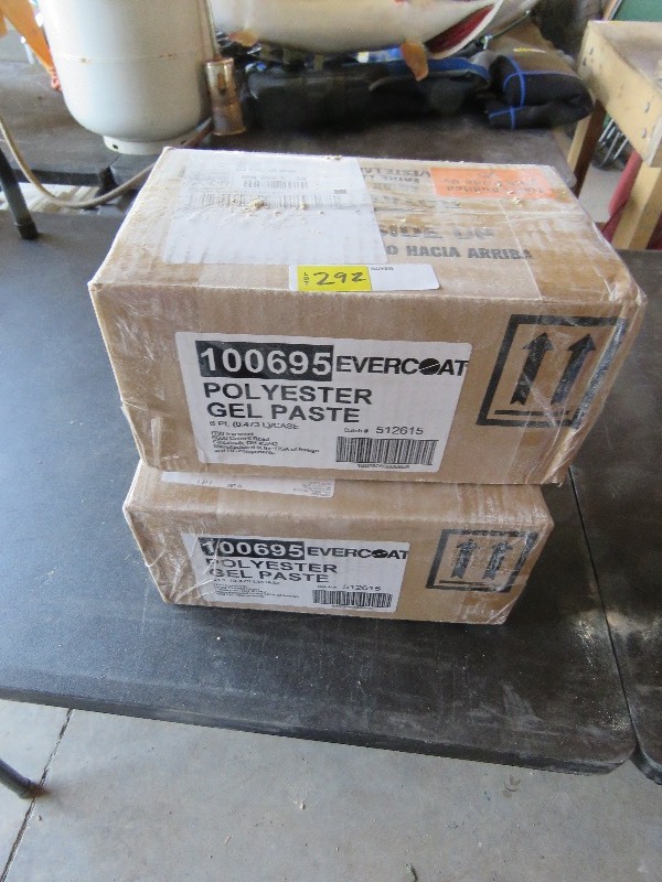 Polyester Gel Paste