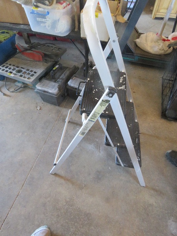 three step ladder