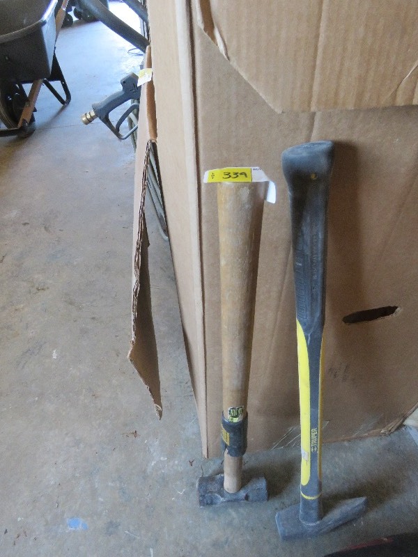 sledge hammer