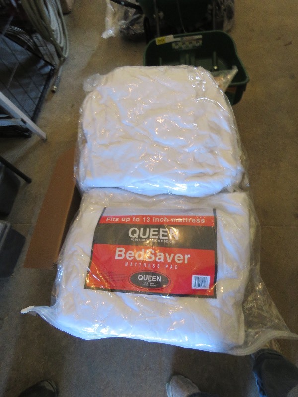 mattress pad and bedding