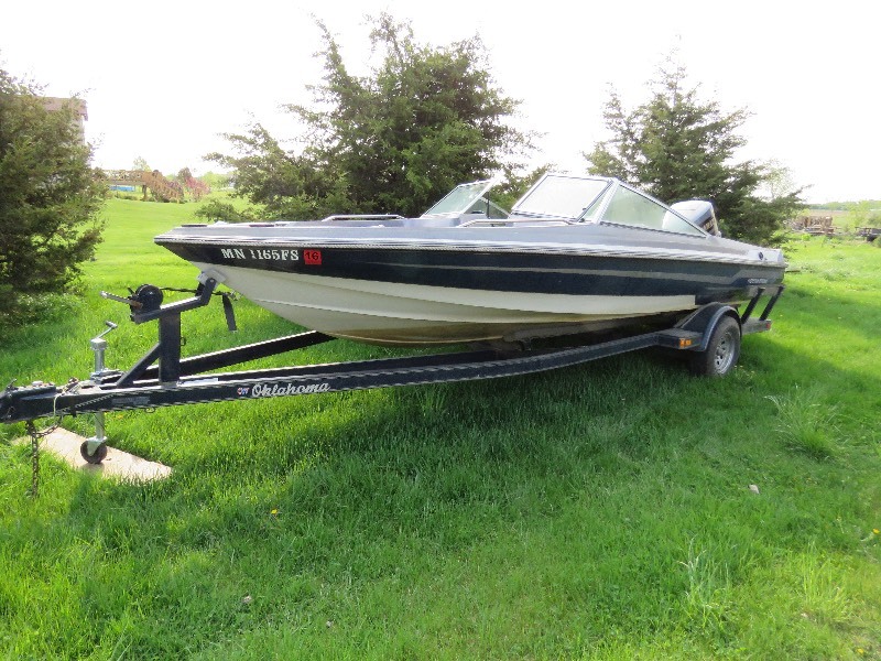 Very nice ----  Ebbtide DynaTrak Boat