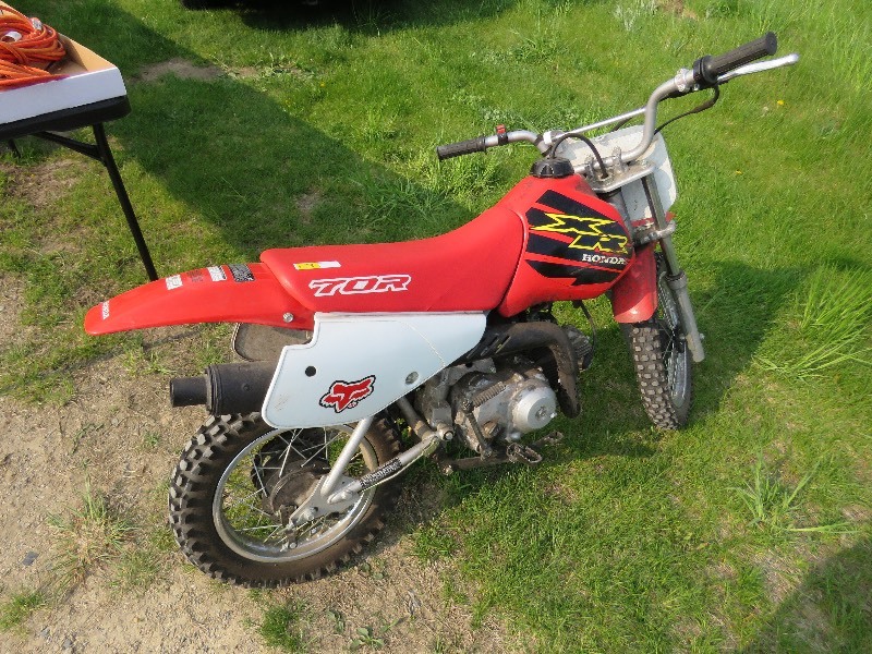 2000 Honda XR Dirtbike