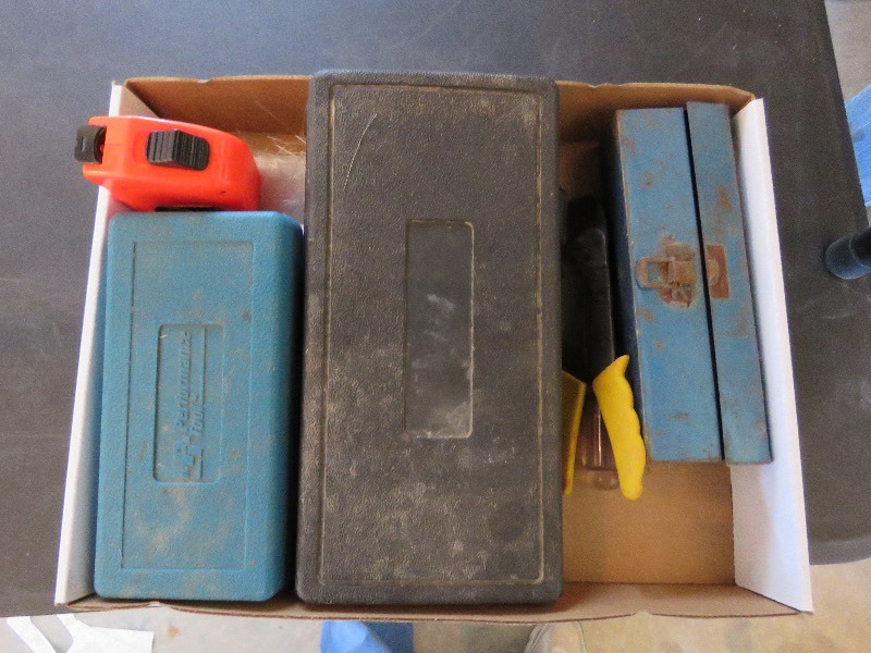 Garage lot