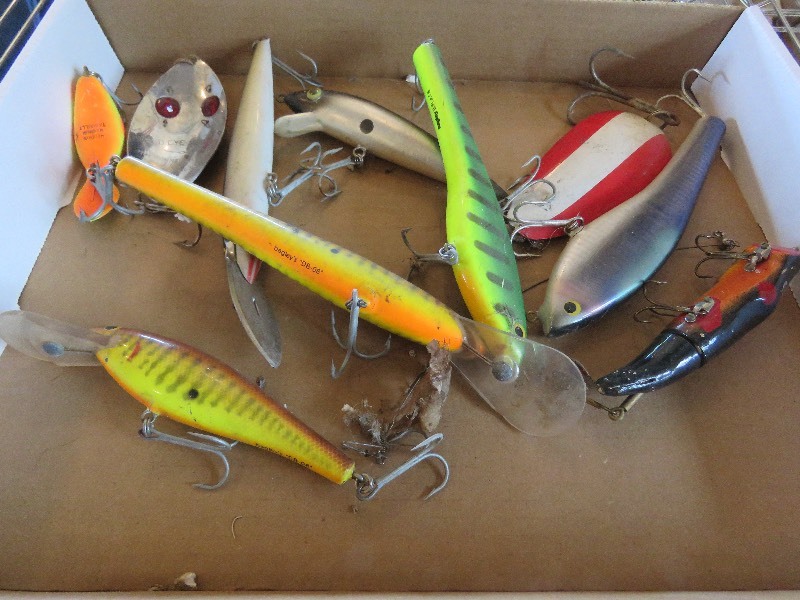 Fishing lures