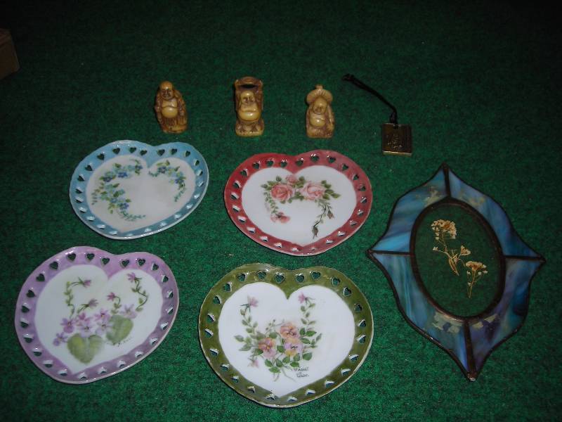 Set Of 4-Heart Shape Hand Painted Plates Signed Violet Barr, Sun CatcherStained Glass, Dancing Buddha Figures