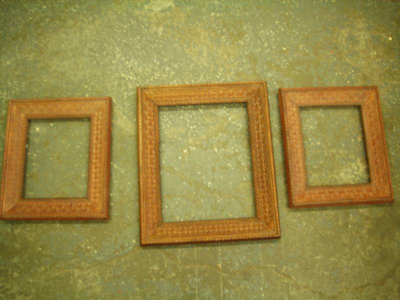3-Carved Wood Frames