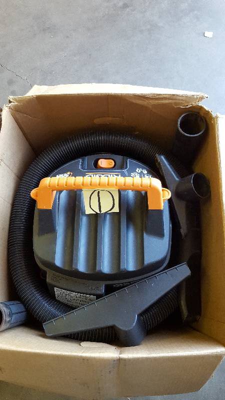 lot 1 image: Ridgid WD1450 14 Gal Shop Vac in Like New condition