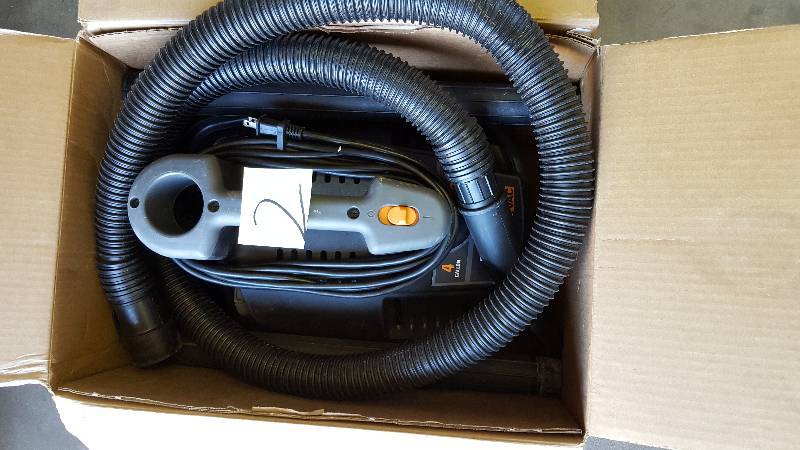 lot 2 image: Ridgid WD4070 4 Gal Shop Vac 5 HP in Like New condition