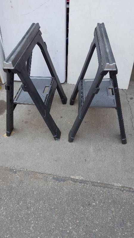 lot 38 image: Lot of 2 Sawhorses