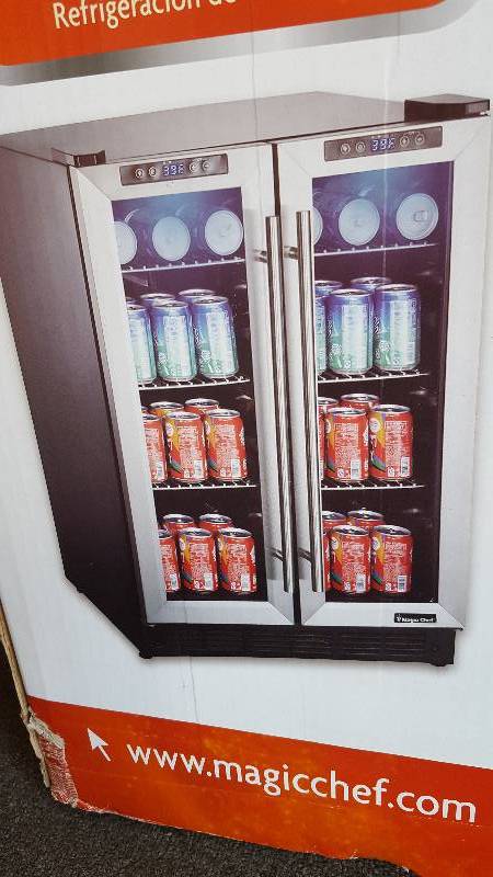 lot 58 image: Magic Chef 42-Bottle 114 Can Wine and Beverage Cooler-MCWBC24DST NEW