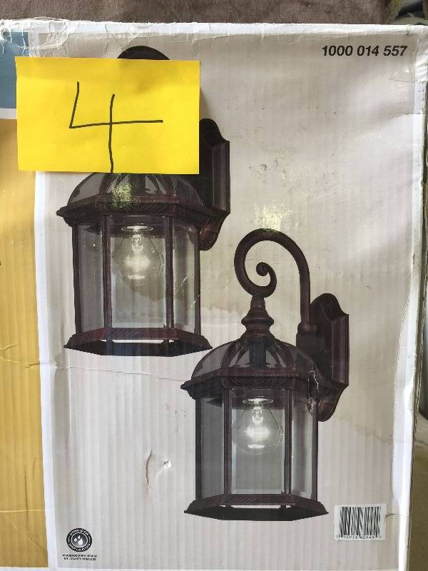 lot 4 image: Hampton Bay Twin Pack 1-Light Weathered Bronze Outdoor Lantern Model # 7072-2RT New