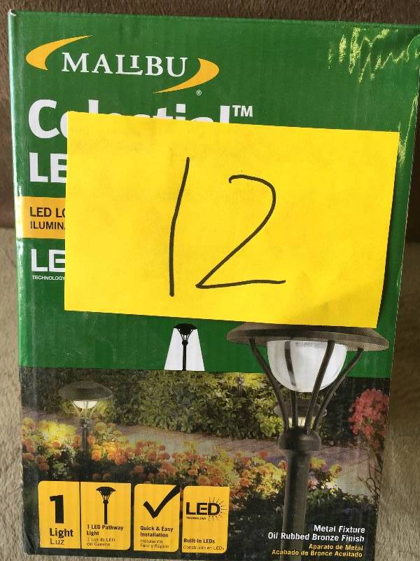 lot 12 image: Malibu Celestial LED Solar Pathway Lights (6-Pack) New