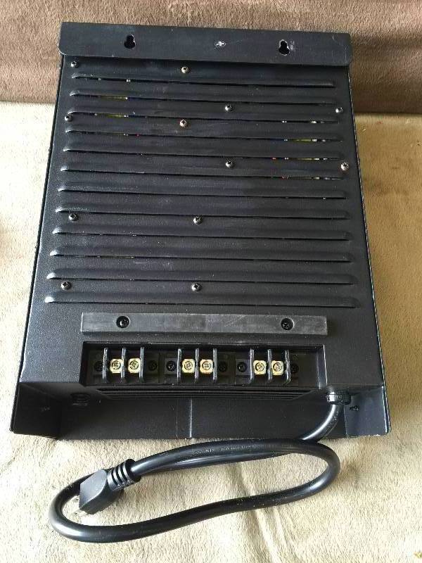 lot 29 image: Malibu  900 Watt Transformer