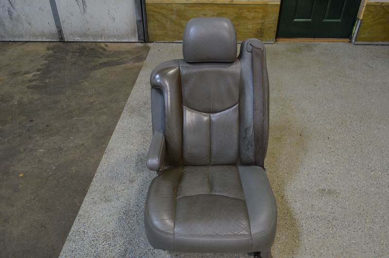 Driver seat 2005 Chevy 3500