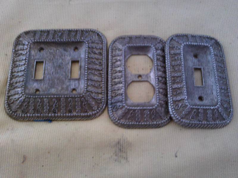 lot 9 image: 3 VINTAGE BRASS ELECTRICAL COVER