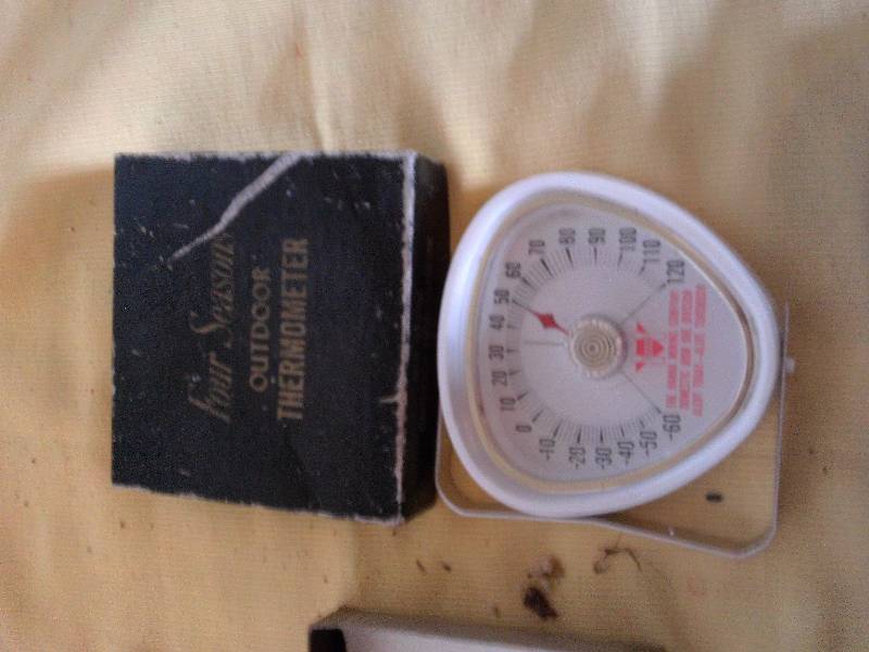 lot 56 image: collectible 4 seasons thermometer