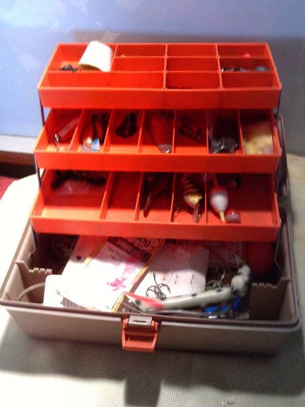 lot 62 image: adventurer tackle box with tackle included
