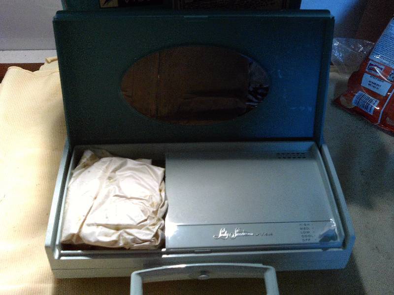 lot 109 image: vintage lady sunbeam hair dryer